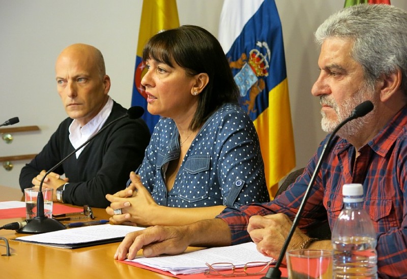 El grupo de Gobierno insiste que el promotor del edificio de Las Brisas lo legalice