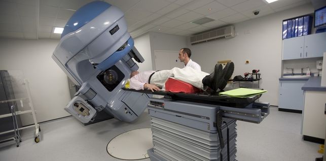 NC reclama una respuesta al d�ficit de aceleradores lineales en Las Palmas  