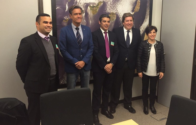 Quintero recaba el apoyo de eurodiputados canarios para defender la RUP en Europa