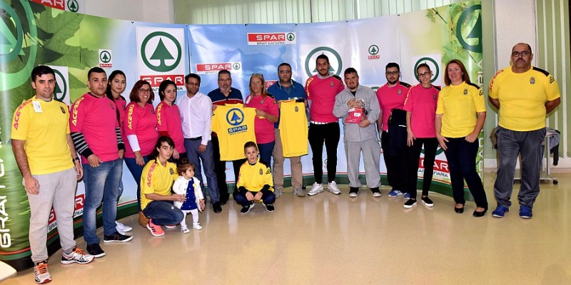 SPAR Gran Canaria �equipa� a los seguidores de la Uni�n Deportiva Las Palmas