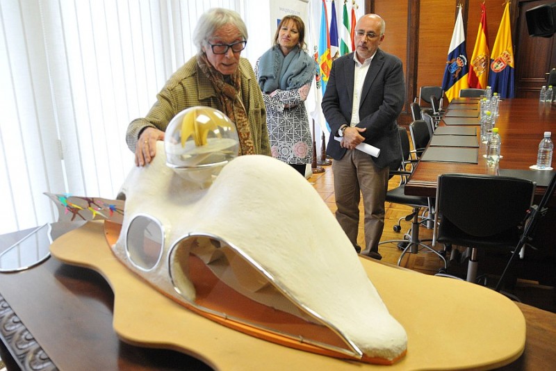 Pepe D�maso presenta al Cabildo su proyecto  �duna c�smica� 