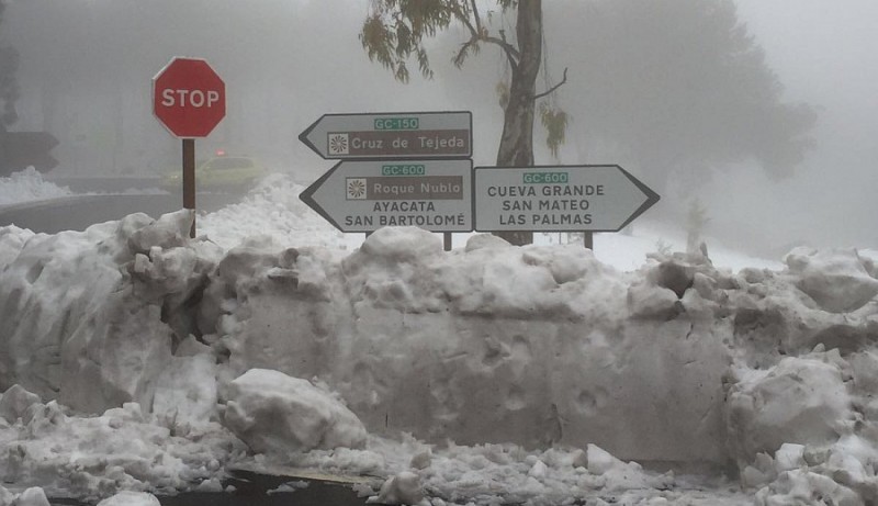 El Cabildo abre en la cumbre un primer circuito para disfrutar de la nieve