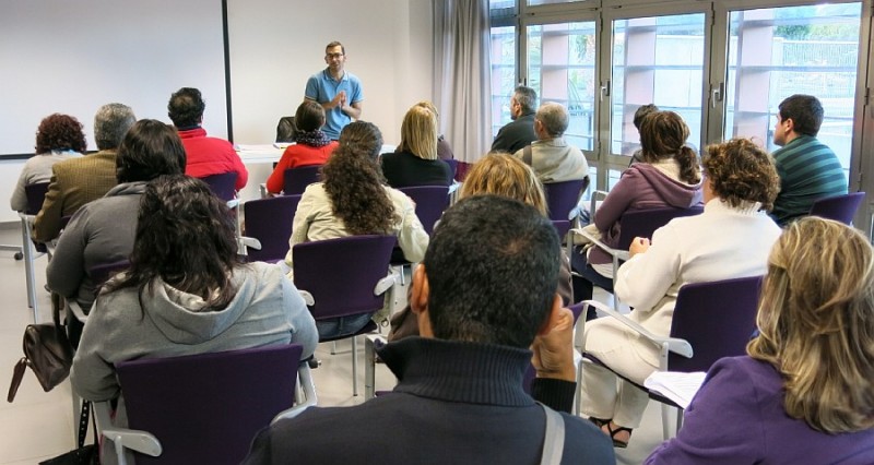 Santa Lucia ofrece formaci�n sobre Propiedad Horizontal y gesti�n de comunidades 