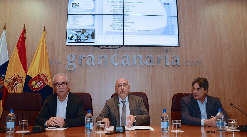 Antonio Morales anima a los municipios a participar en la II fase del Plan Hidrol�gico de Gran Canaria 