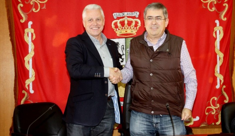 Marco Aurelio P�rez incorpora a los dos ediles de UxGC al Gobierno 
