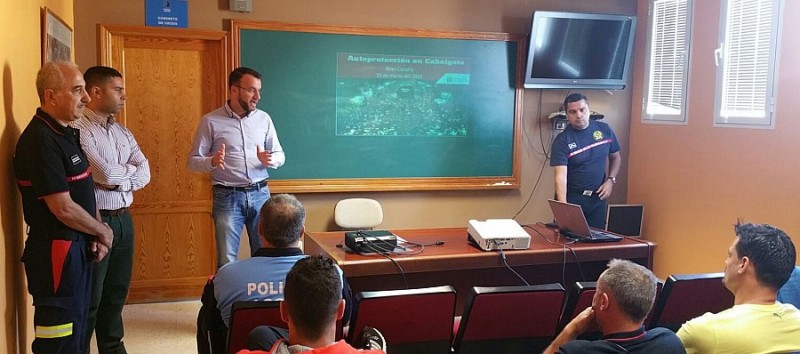 Los cuerpos de seguridad de Tirajana se forman para eventos multitudinarios       