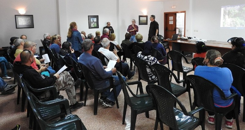 Santa Luc�a y Cabildo colaboran formando al sector primario