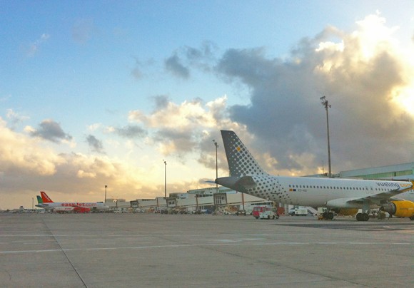 Canarias convoca siete nuevas conexiones �reas con las Islas 