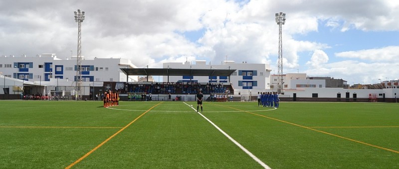Reparto de puntos entre la U.D. San Fernando y C.D. Marino 1-1