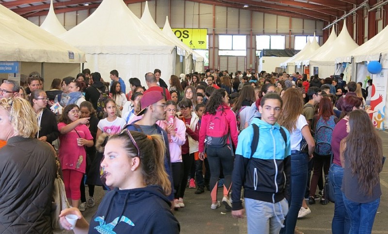 Estudiantes de Santa Luc�a descubren su vocaci�n y su futuro profesional 