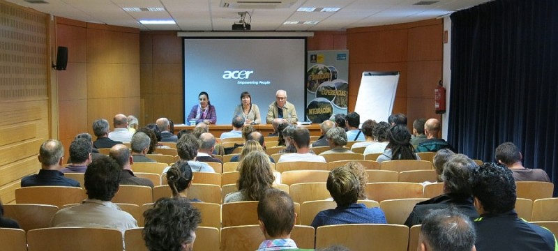 En Vecindario agricultores y t�cnicos conocen los avances y nuevas t�cnicas de la agricultura org�nica