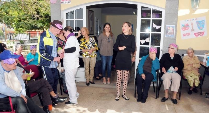 San Bartolom� de Tirajana cuida a  100 personas dependientes 