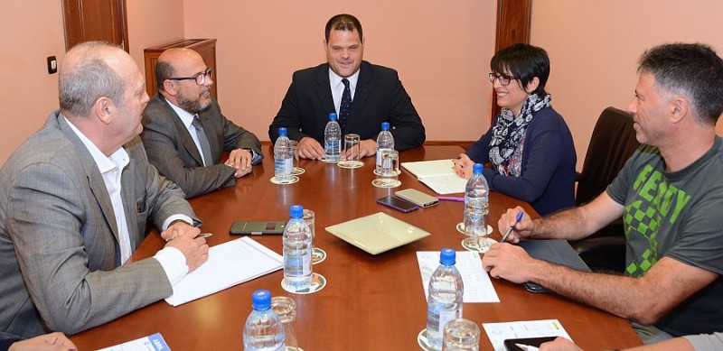 La ONCE y el Cabildo se coordinan para elaborar el Plan de Accesibilidad Universal 