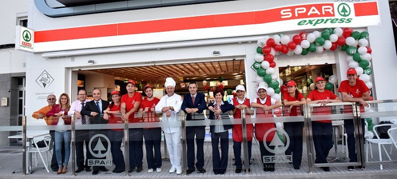 SPAR Express Arguinegu�n suma la tienda 169 en Gran Canaria
