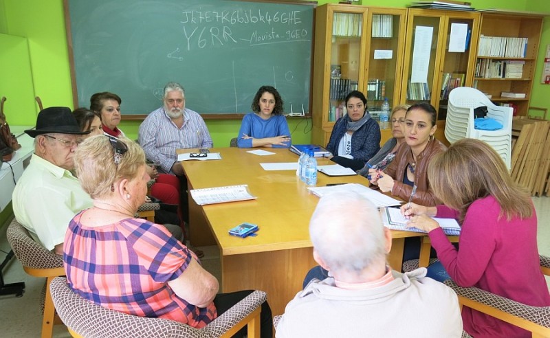 Santa Luc�a pide al Gobierno la finalizaci�n de las obras del Centro de Mayores 