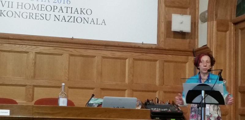 Los Home�patas se reivindican como M�dicos