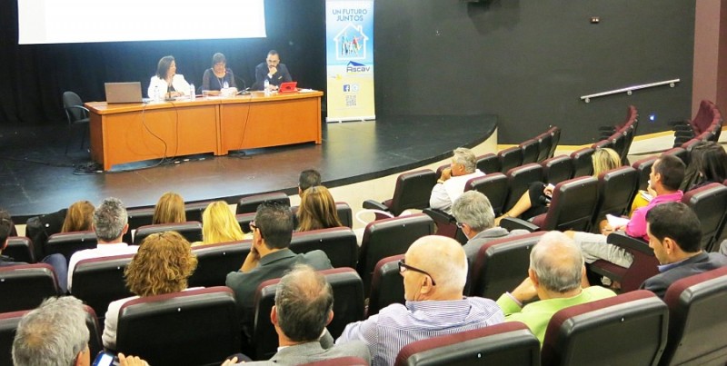 Santa Luc�a acoge un foro sobre el Alquiler Vacacional