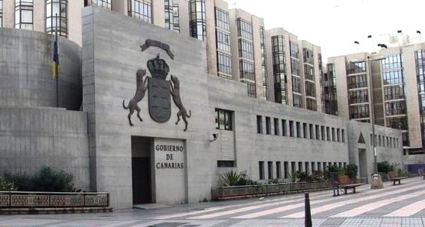 Presidencia del Gobierno ofrece visitas guiadas con motivo del D�a de Canarias