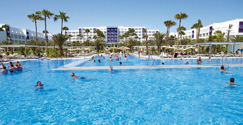 TripAdvisor premia la calidad de 14 hoteles de RIU en Canarias
