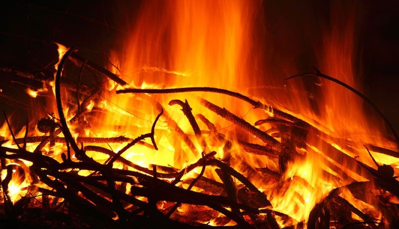 Santa Luc�a establece consejos para las hogueras de San Juan