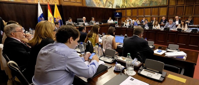 El Cabildo reclama que se modifique la ley de la transexualidad 