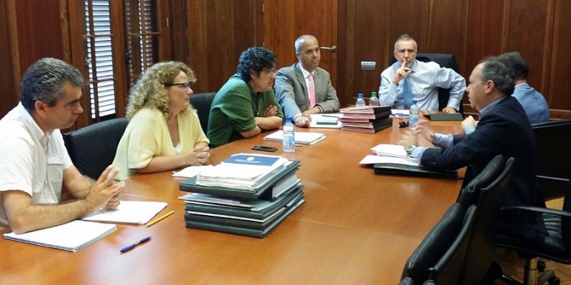 El Cabildo desatasca con Siam Park los �ltimos flecos en Carreteras del proyecto en El Veril