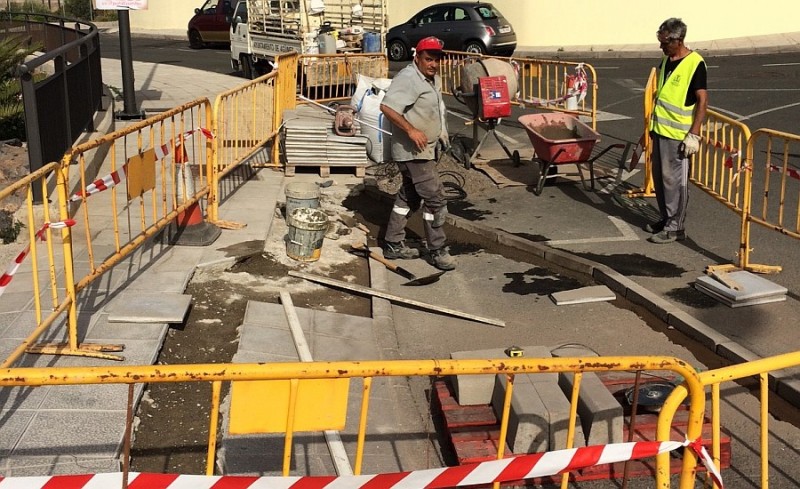 Ag�imes mejora el acceso al aparcamiento del Teatro Auditorio