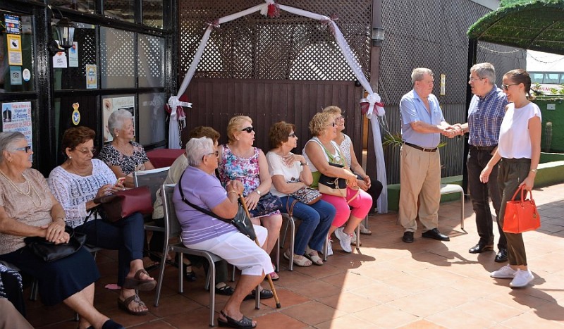 Los mayores clausuran su curso con fiesta en el Aeroclub 