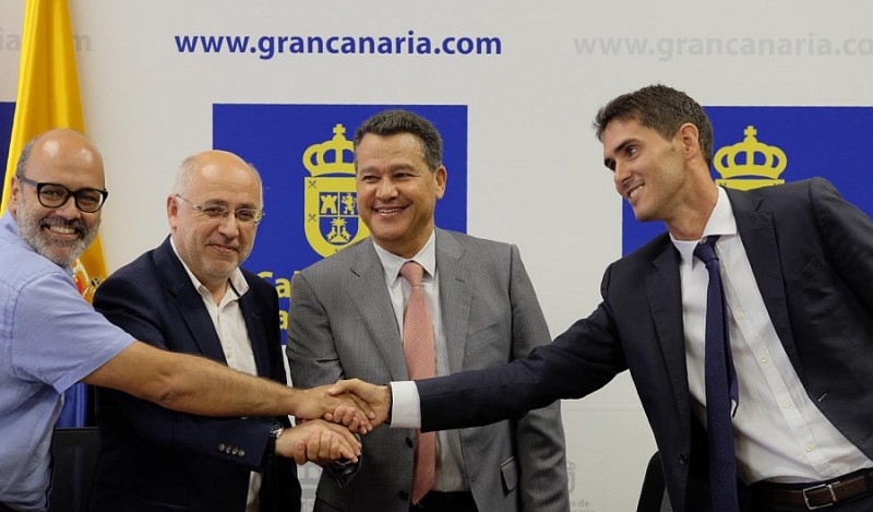 El Cabildo y el Grupo Lopesan firman un convenio para la reforestaci�n de 497 hect�reas en Mog�n