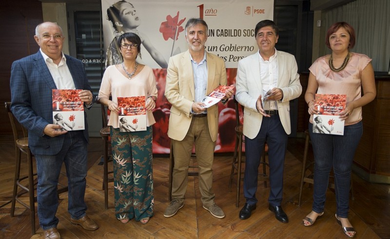 Torres destaca el esfuerzo para que la IV Fase y la obra de La Aldea abran este a�o 