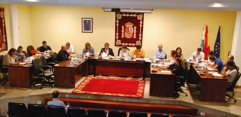 Mog�n impulsa la creaci�n de la Asociaci�n de Municipios Tur�sticos de Canarias