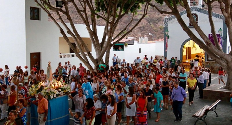 Veneguera exhibe dos im�genes de la Virgen de F�tima en el 50 aniversario de su Ermita