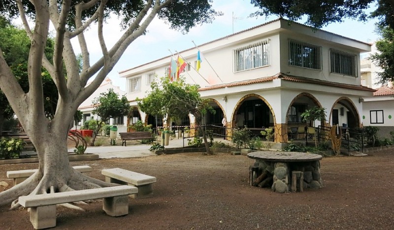 Santa Luc�a remata el sal�n del Centro de Mayores para las actividades 