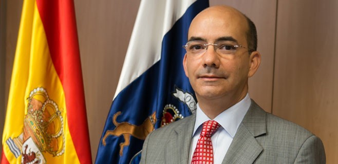 El Hospital Dr. Negr�n sustituye el acelerador m�s antiguo por un equipo de radiocirug�a rob�tica