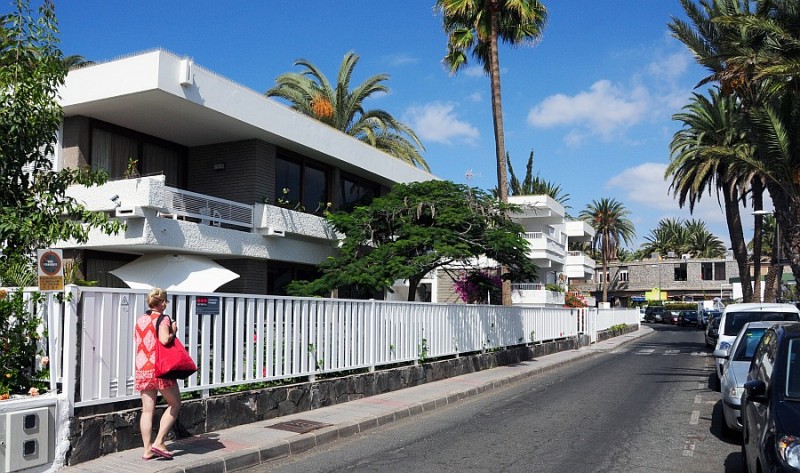 Reparan la red de saneamiento del Oasis de Maspalomas