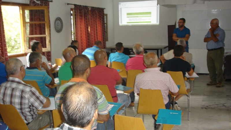 Los agricultores de zona alta reciben formaci�n fitosanitaria