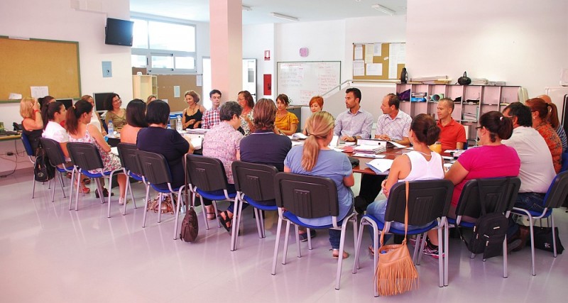 Mog�n celebra el primer Consejo Escolar Municipal