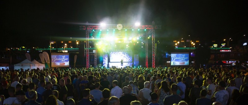 M�s 2.000 personas asisten a la gala principal del Freedom Maspalomas Gay Festival