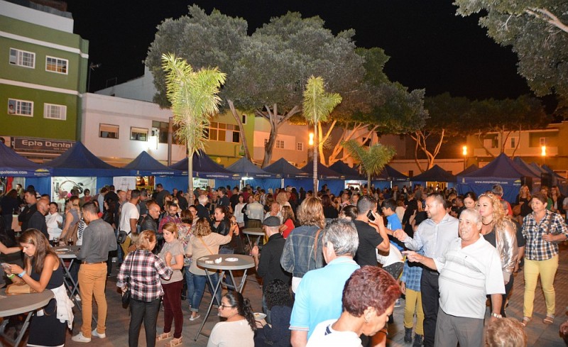 La II Noche de Vinos y Tapas tuvo una exitosa participaci�n  