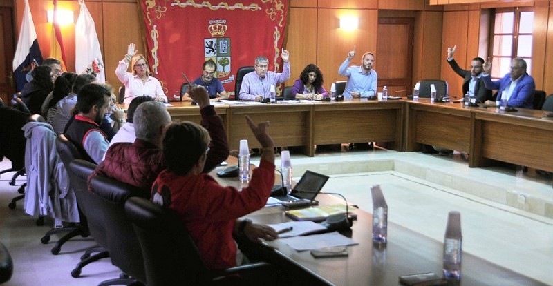 Maspalomas contar�n con un nuevo cami�n autoescala para los bomberos