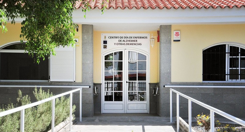 Tirajana adjudica los servicios  de los centros Alzheimer y Estancias Diurnas