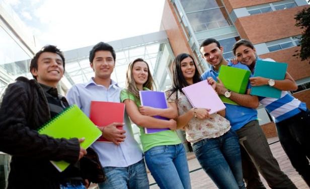 Mog�n invierte 100.000 euros en ayudas a estudiantes 