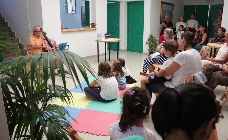 Santa Luc�a fomenta el talento musical por los barrios de 