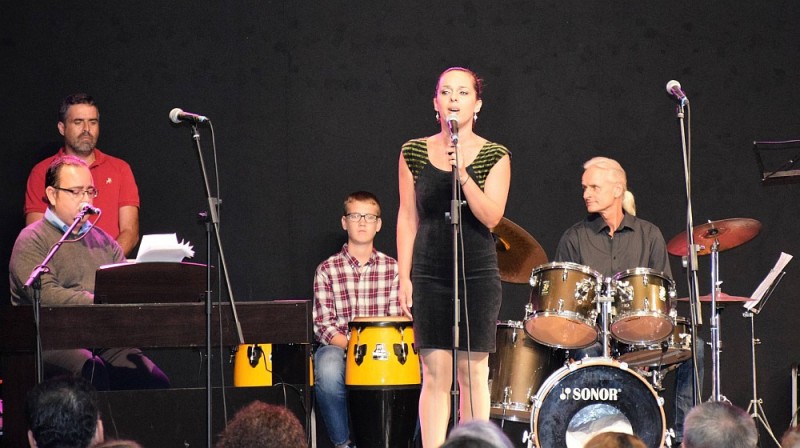 El Tablero disfruta con los �boleros de toda una vida�