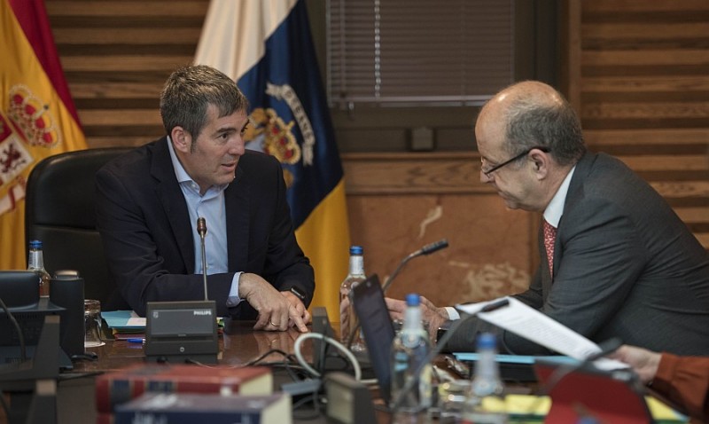 El Gobierno otorga una partida de 200.000 euros al Cabildo para la 32� Feria Artesan�a