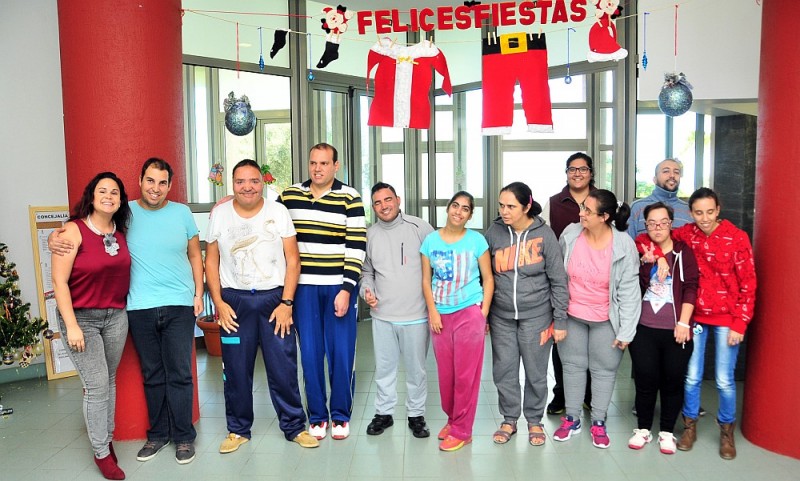 El D�a de las Personas con Discapacidades llena de alegr�a el centro de El Salobre 