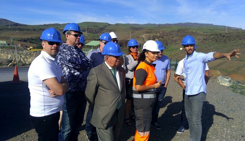 Transportistas de Gran Canaria y Suecia analizan la situaci�n del sector