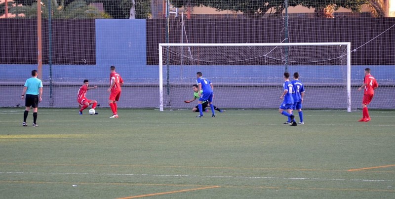 El San Fernando se impone 2 � 0 al Santa �rsula 