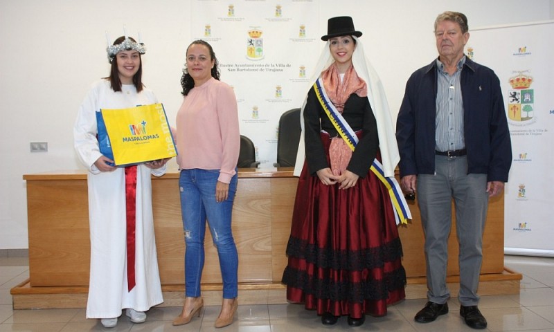 Las Luc�as de 2016  visitan Maspalomas