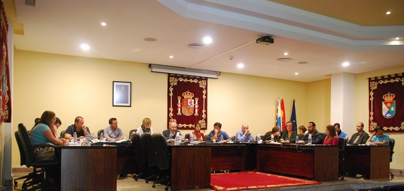 Mog�n aprueba cuatro encomiendas de gesti�n que suman m�s de 800.000 euros